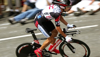 开云体育移动版-极限表现：运动员连续得分的纪录时刻，极限运动的比赛