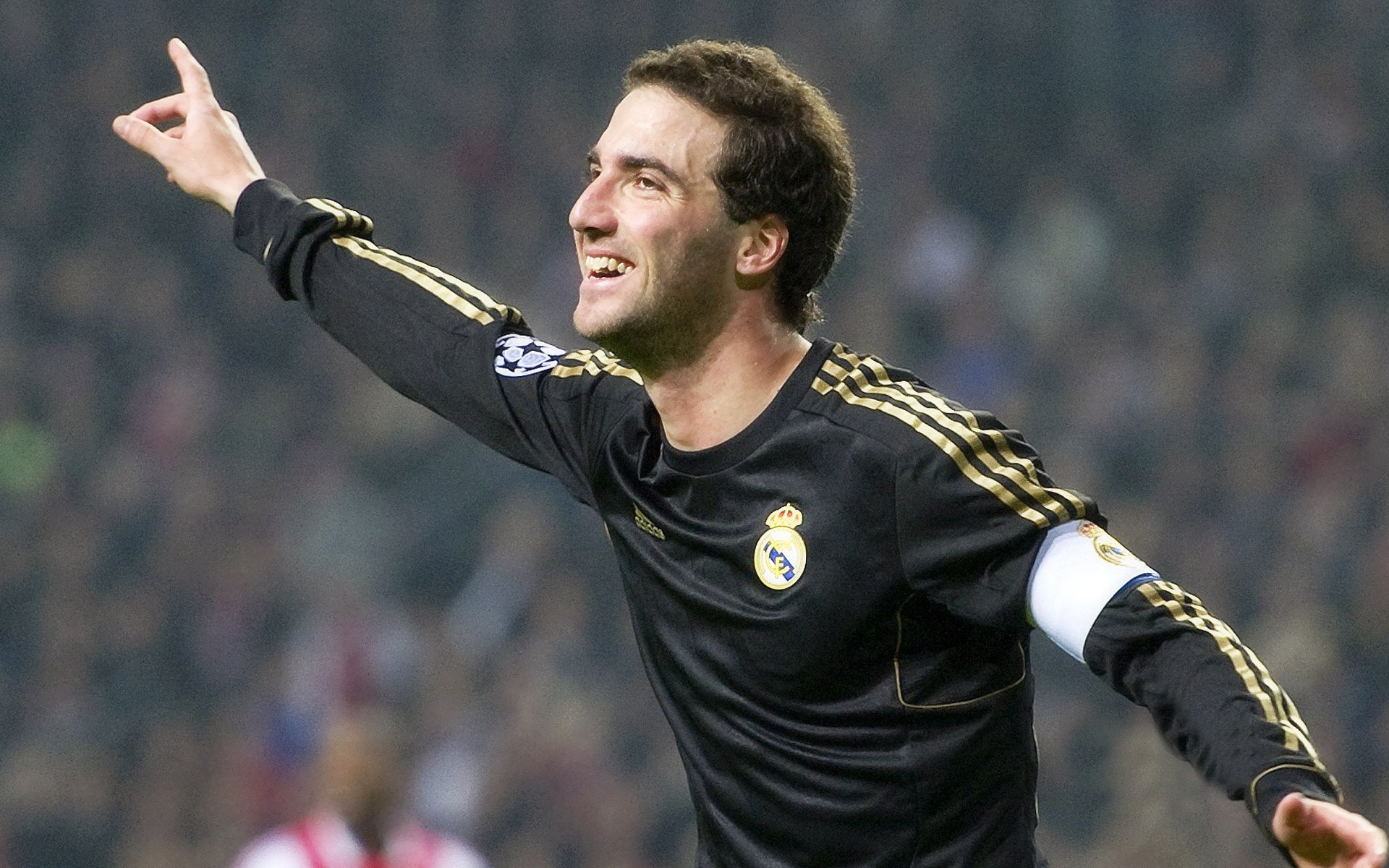 “青训明星球员成为青少年心中的偶像”，青训选拔喜欢那种球员